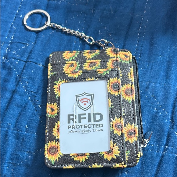 Sunflower Print Card Holder Keychain - Picture 2 of 3